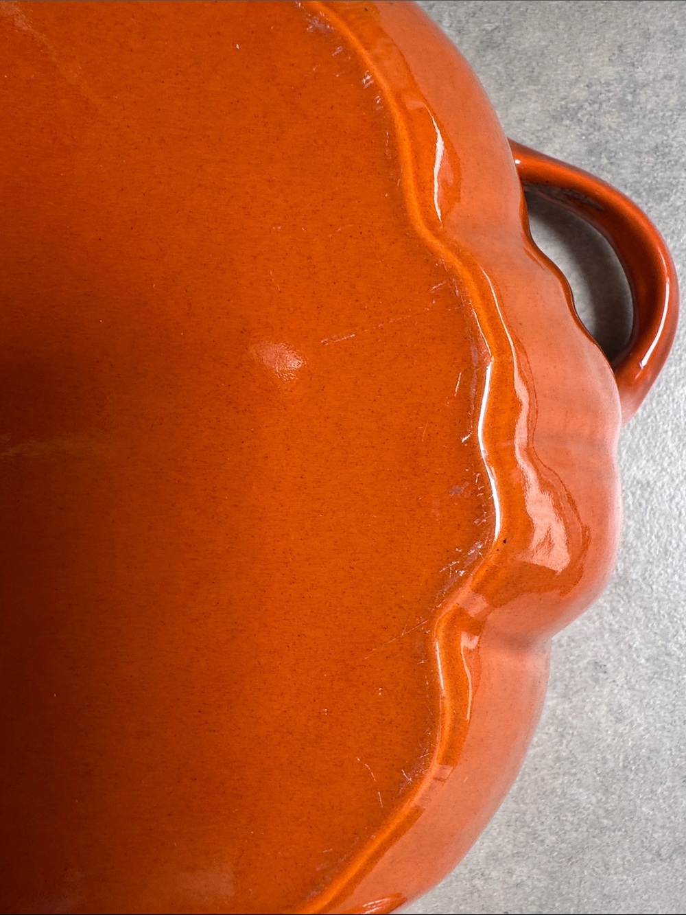 Staub Cast Iron 3.5 qt Pumpkin Cocotte in Orange with Brass Knob - Picture 9 of 10